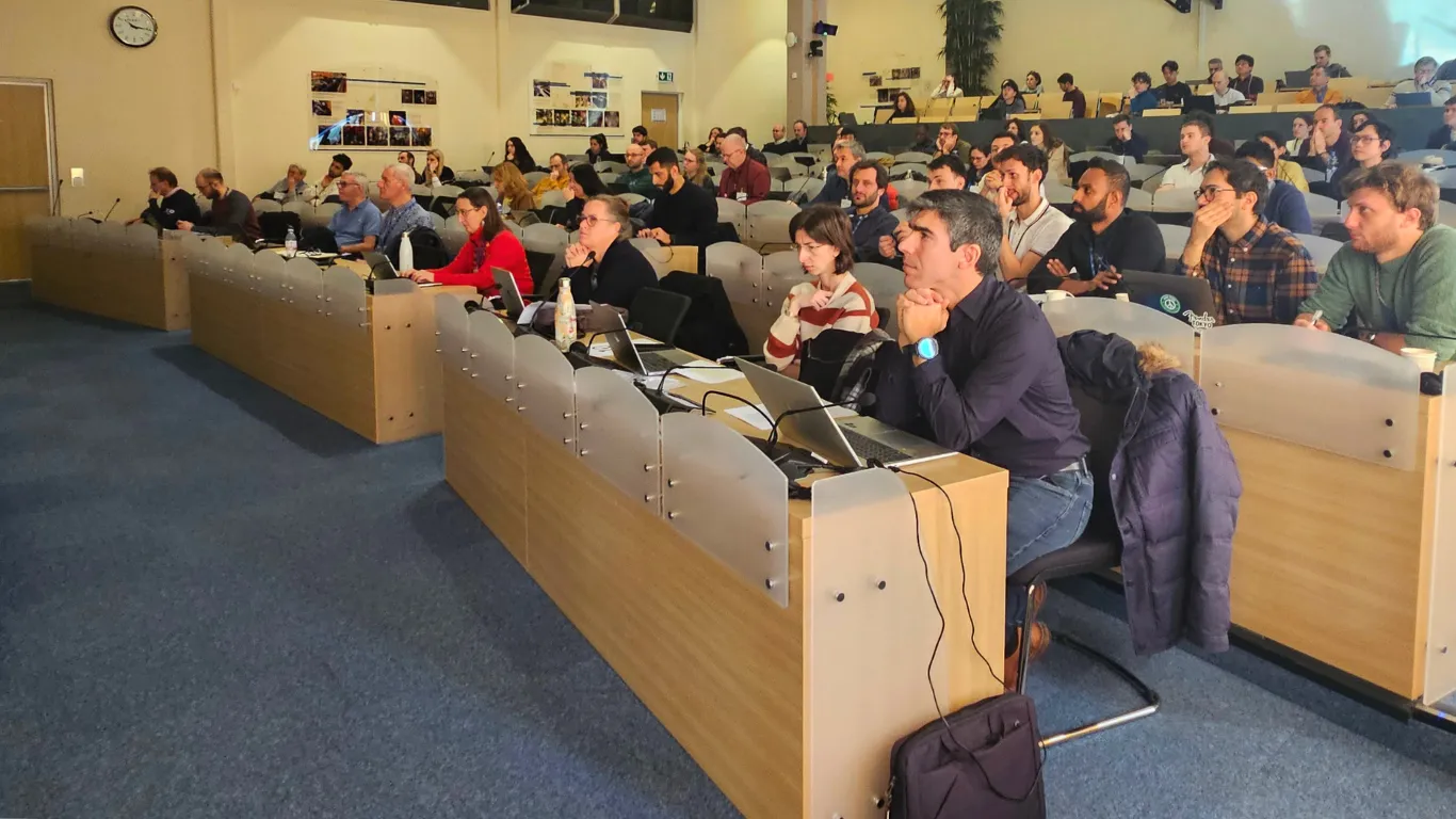 AIDAinnova course for early-career researchers bridges quantum tech and particle detection